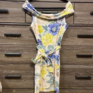 Misguided size 8 off the shoulder floral dress